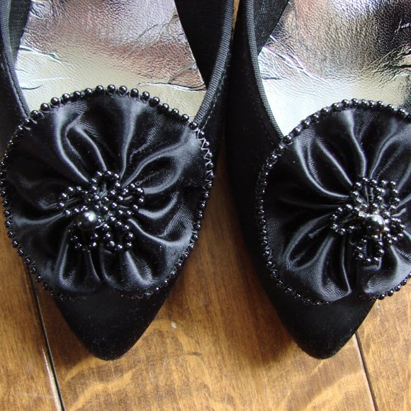 Vintage 80s Kitten Heel Shoes Black Satin Italy Black Tie Wedding Prom Size 7.5 - Picture 4 of 13